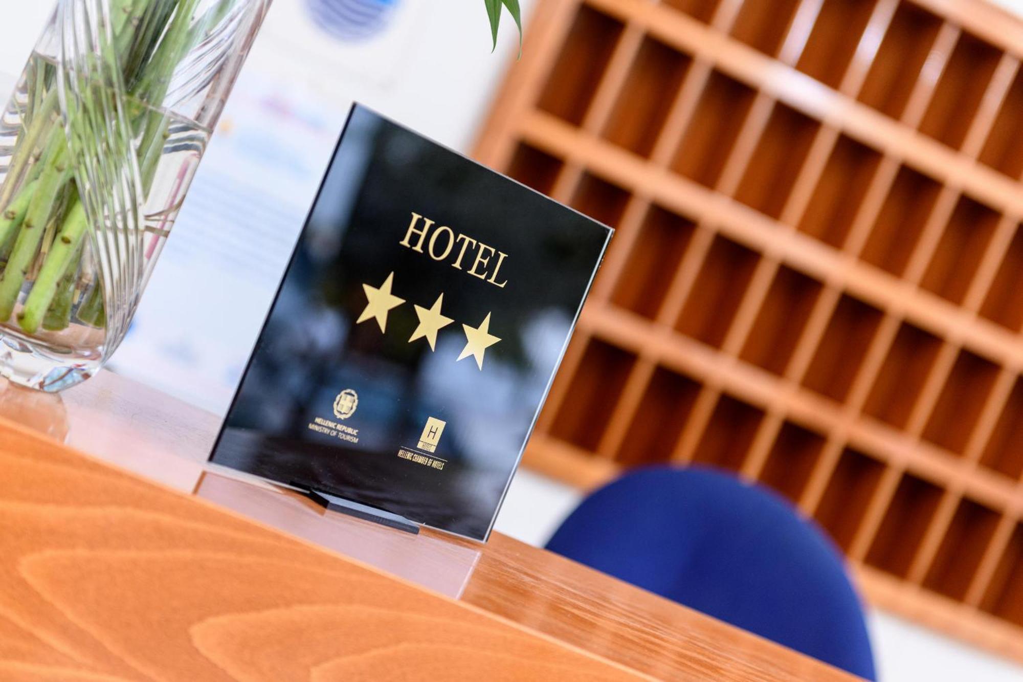 Hotel Timoleon لايميناس المظهر الخارجي الصورة