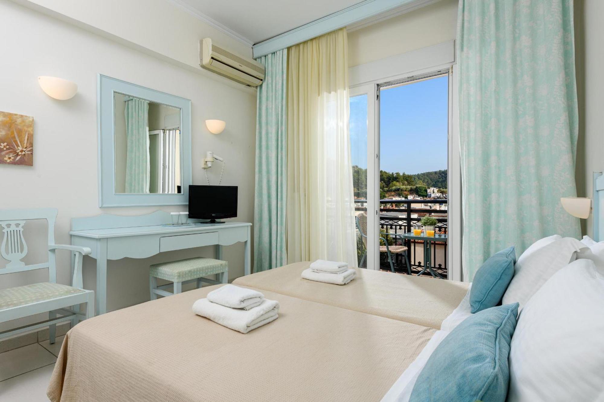 Hotel Timoleon لايميناس المظهر الخارجي الصورة